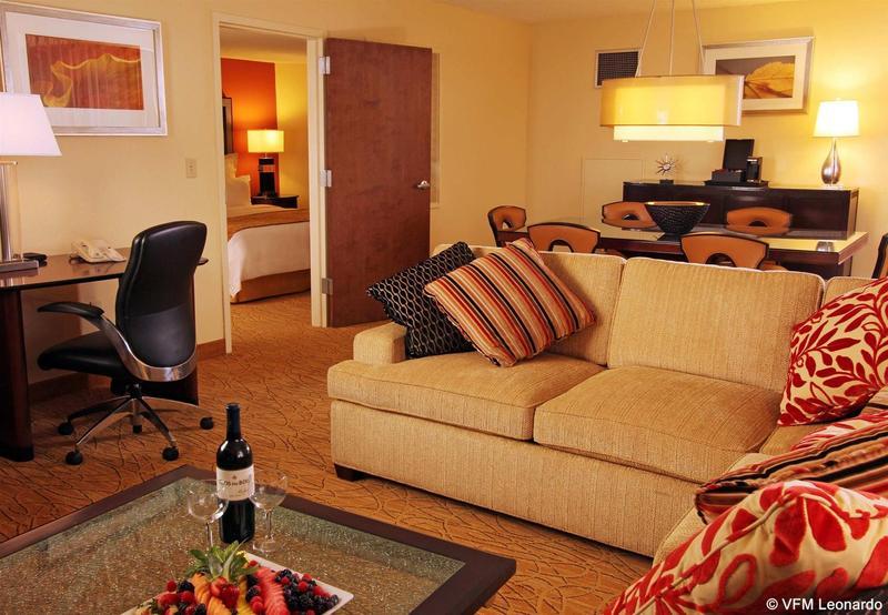 מלון Marriott אל פאסו מראה חיצוני תמונה